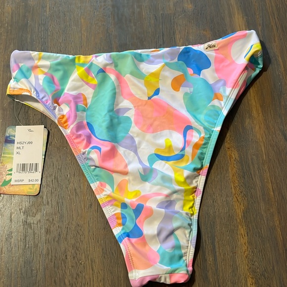 WOMEN’S XL SWIM BOTTOMS. NWT FROM HOBIE. MSRP $42. #306 - Picture 2 of 5